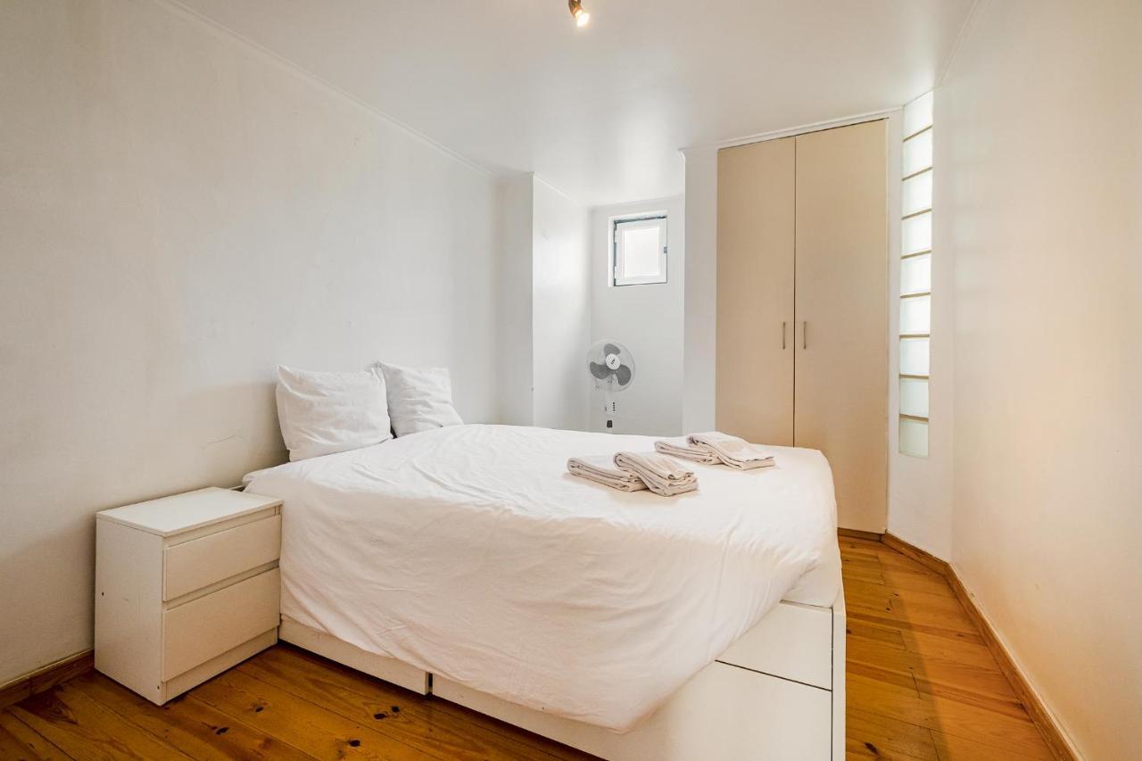 Apartamento Apartamento Com Terraco E Churrasqueira *